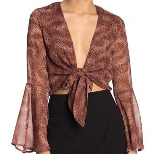 🧡 4SI3NNA Peyton Tie V-Neck Top Brown Animal Print